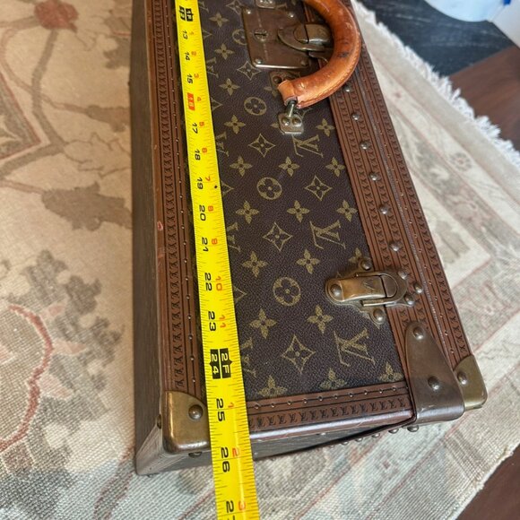 Vintage Louis Vuitton Suitcase  with a Unique dimension - Picture 2 of 16